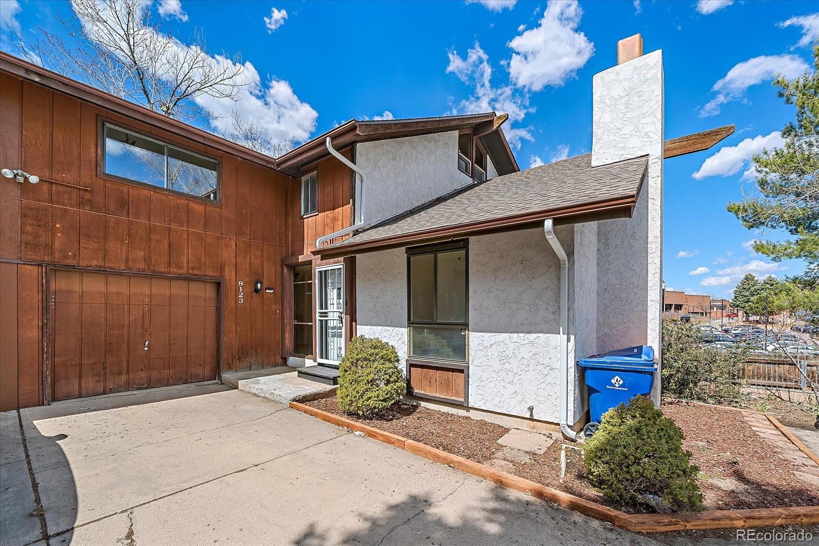 9123 E Chenango Avenue