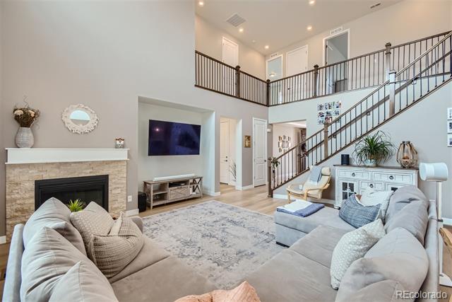2614 Knobbie Circle