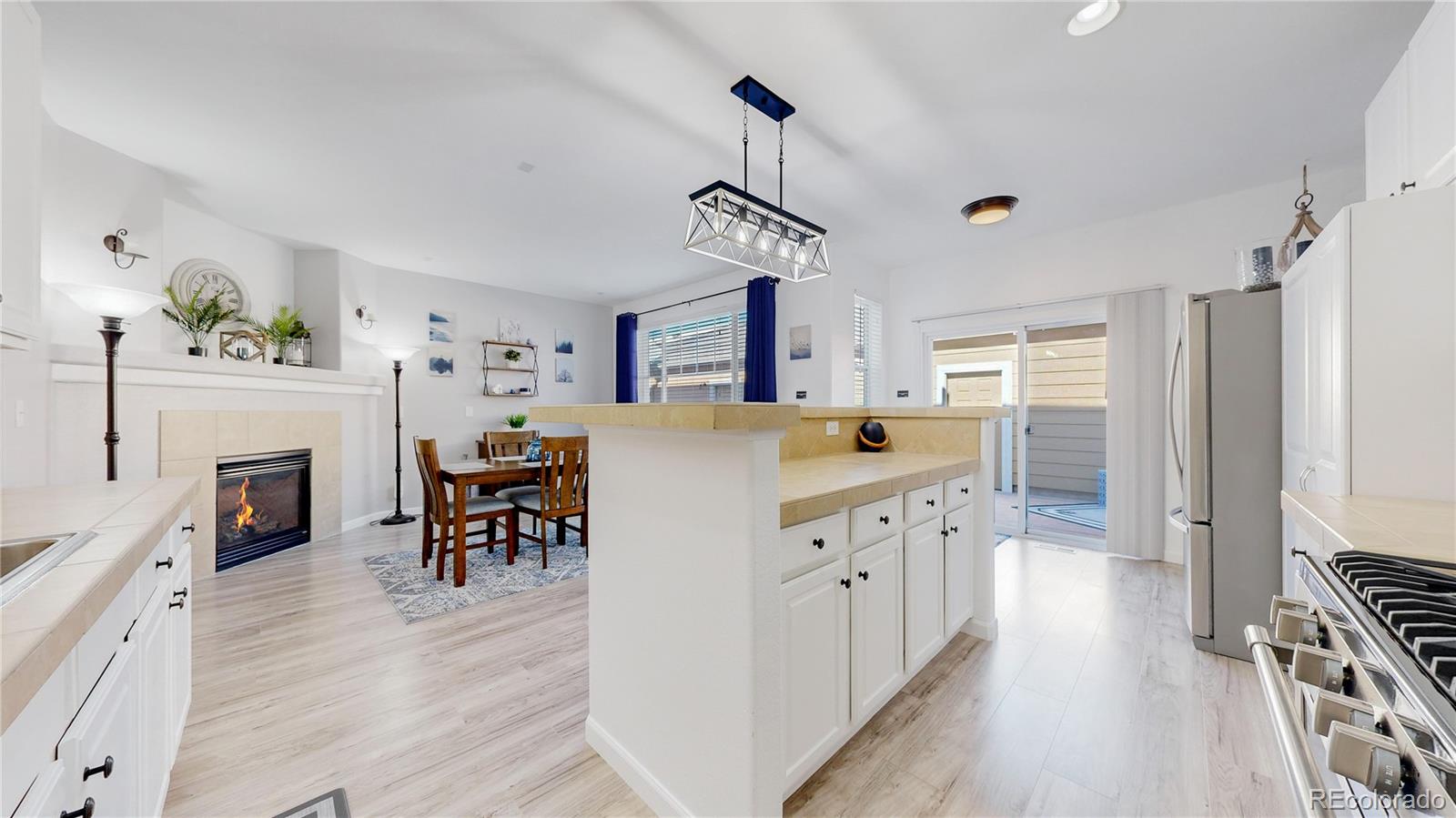 22736 E Ottawa Place