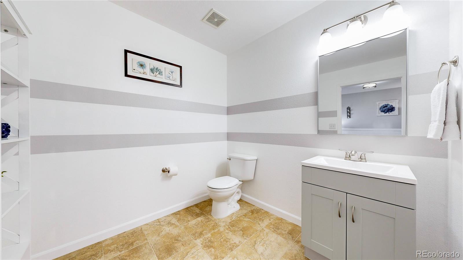 22736 E Ottawa Place