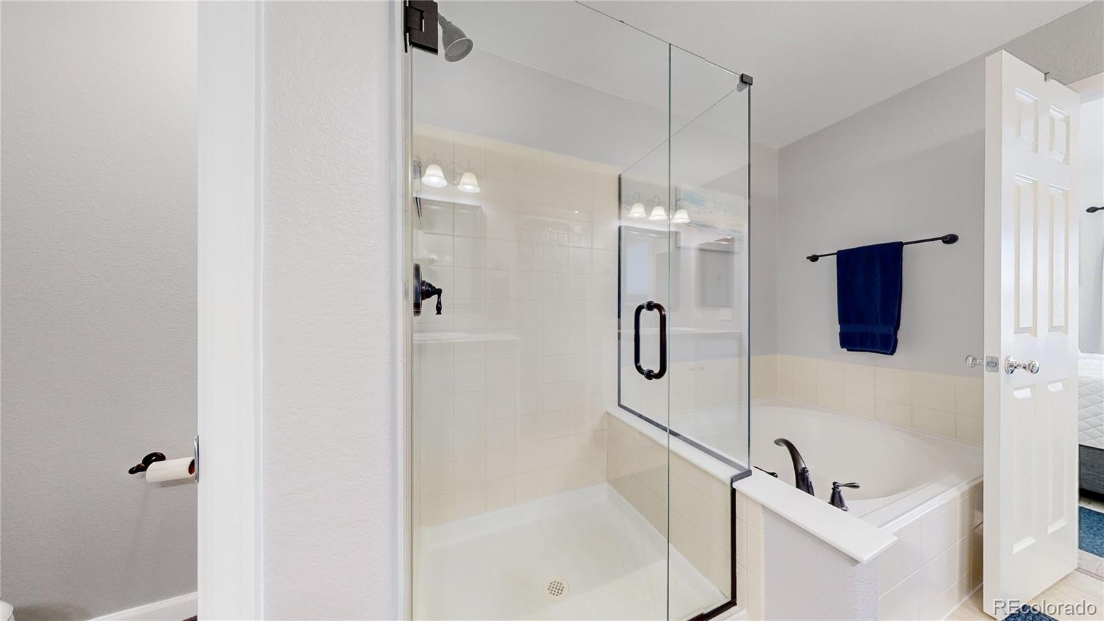 22736 E Ottawa Place