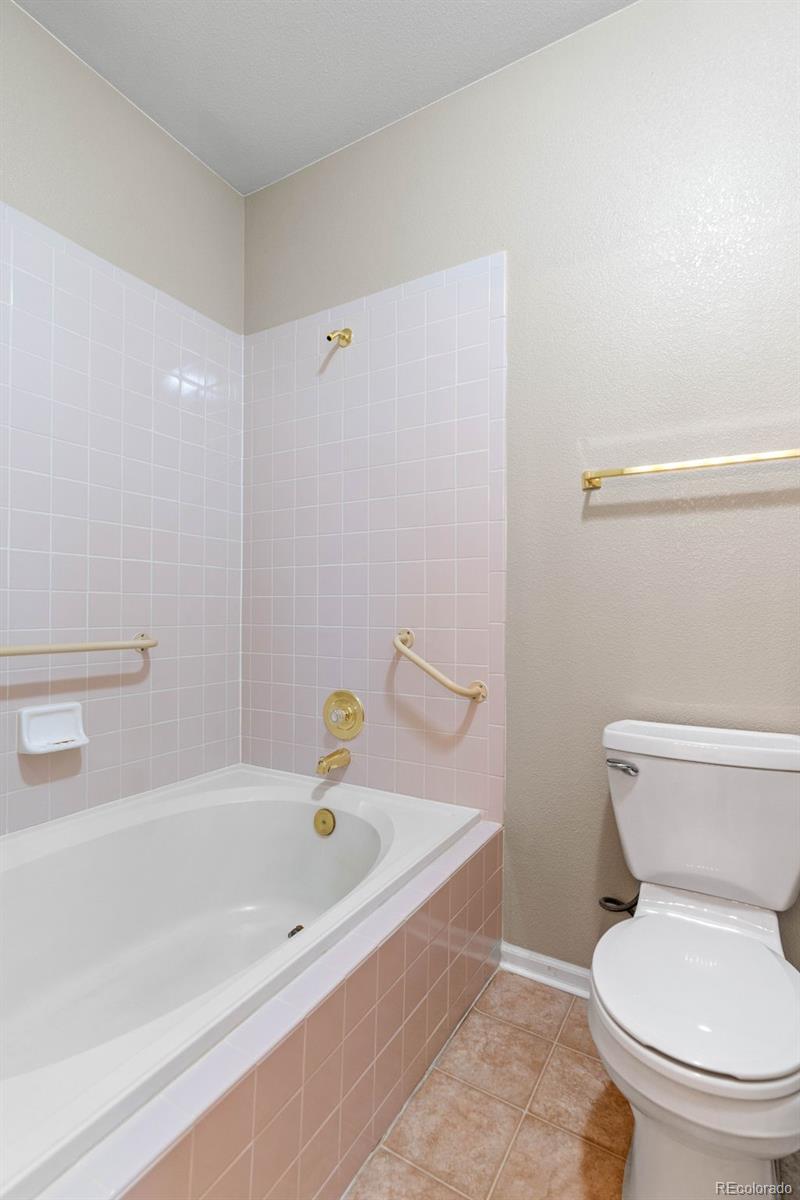 2896 W Long Circle Unit: A