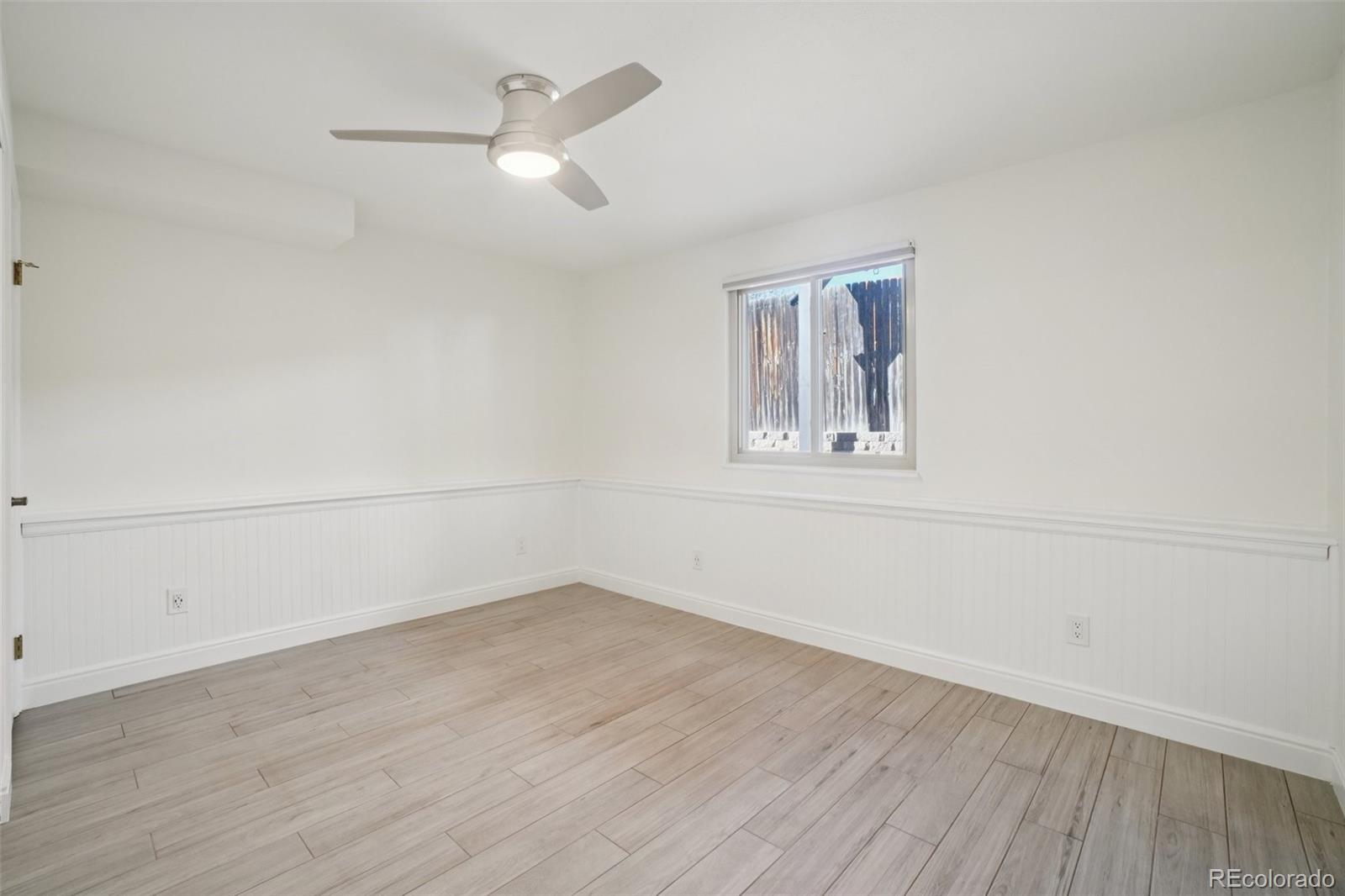 5792 W 75th Place