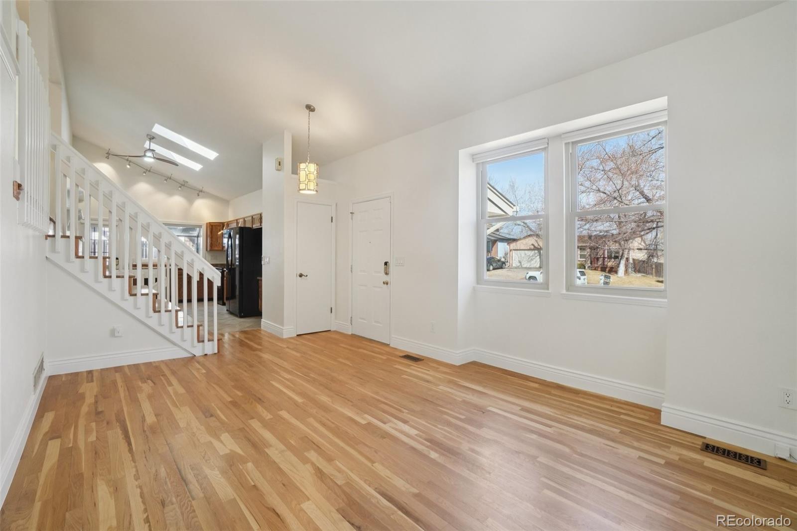 5792 W 75th Place