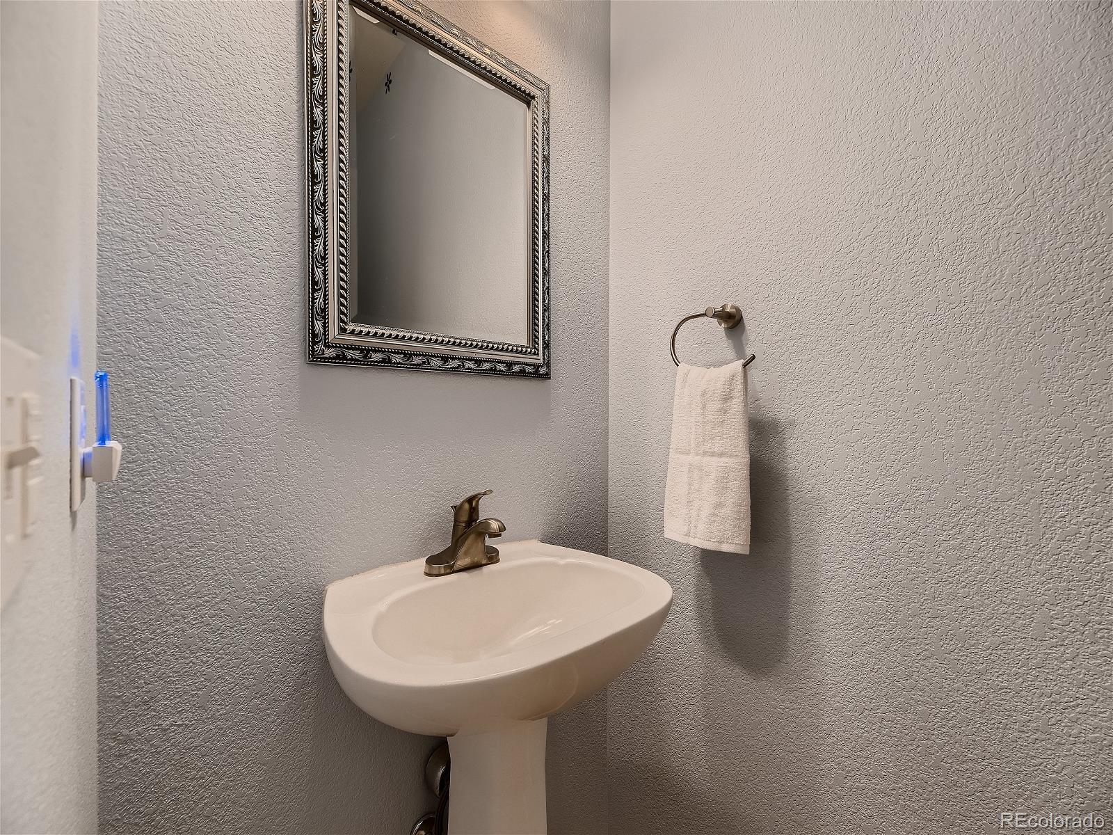 6301 S Killarney Street