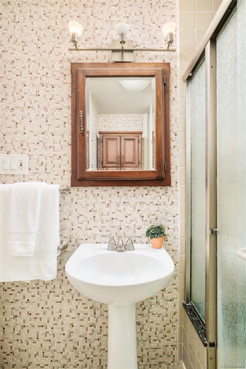 1020 Garfield Street