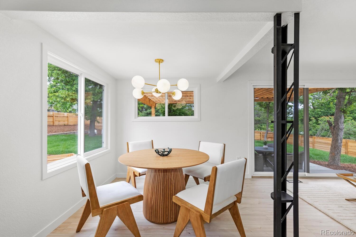 5999 S Windermere Street