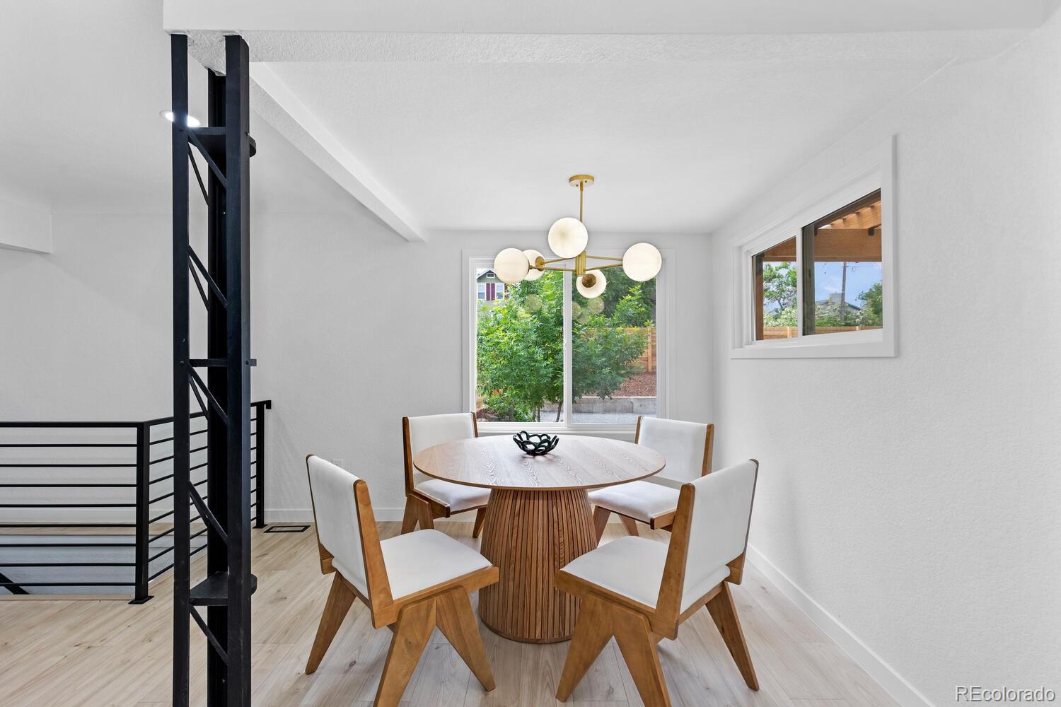 5999 S Windermere Street