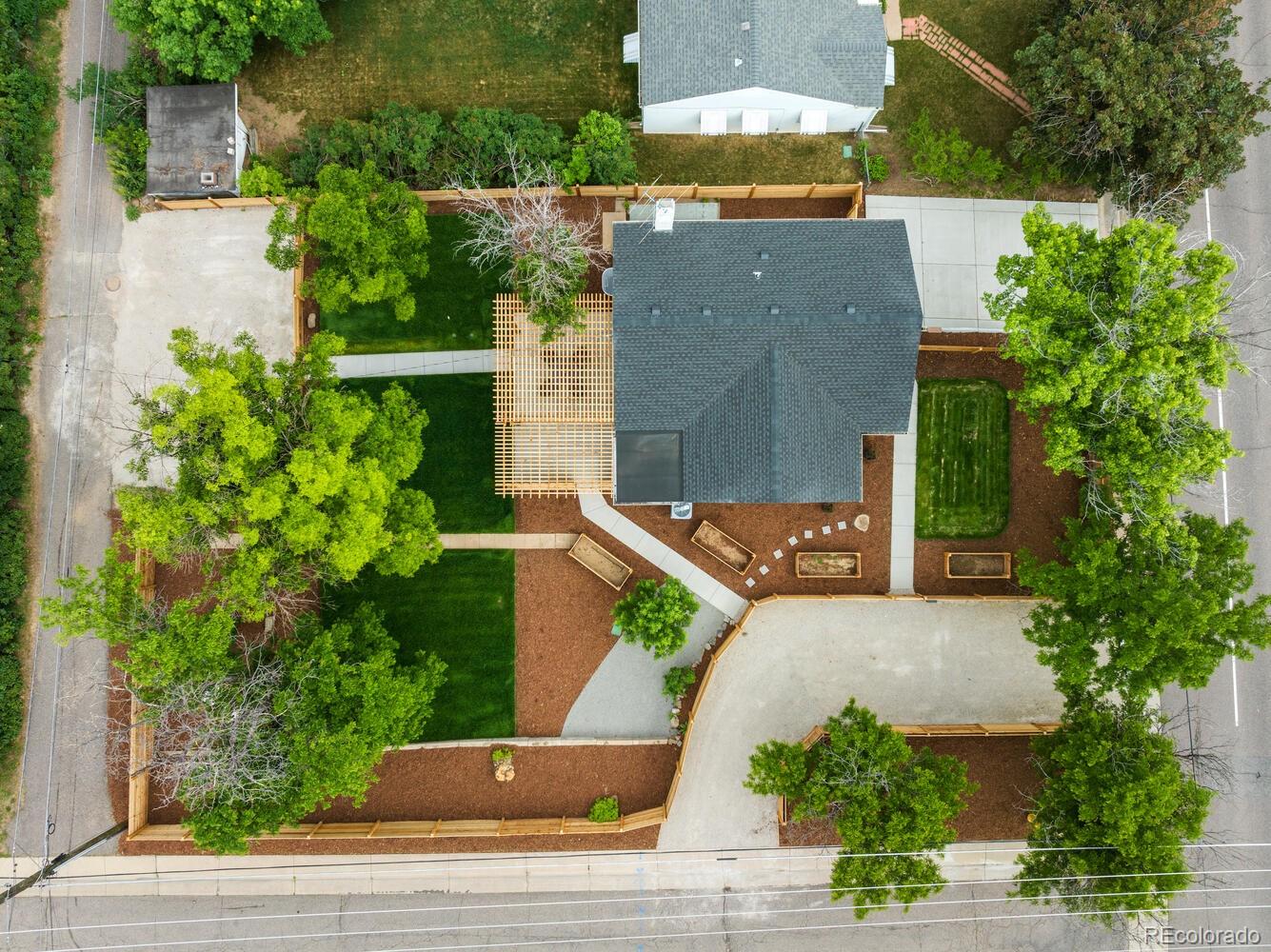 5999 S Windermere Street