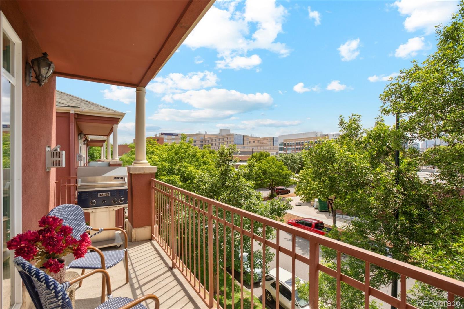 2100 N Humboldt Street Unit: 302