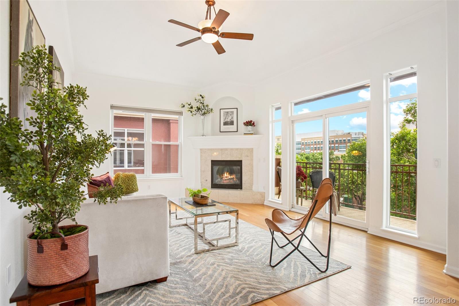 2100 N Humboldt Street Unit: 302