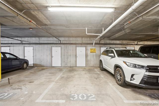 2100 N Humboldt Street Unit: 302