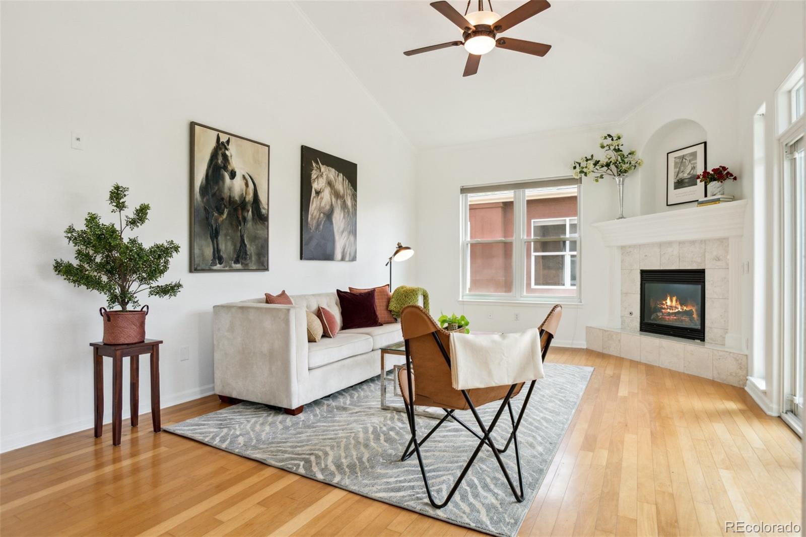 2100 N Humboldt Street Unit: 302