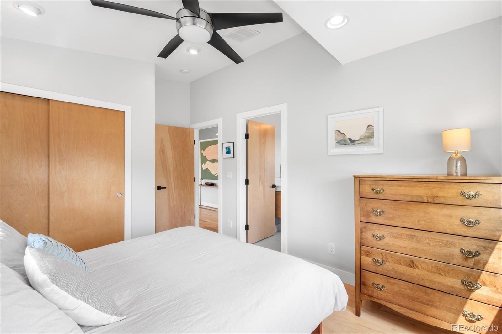 2669 N Cherry Street