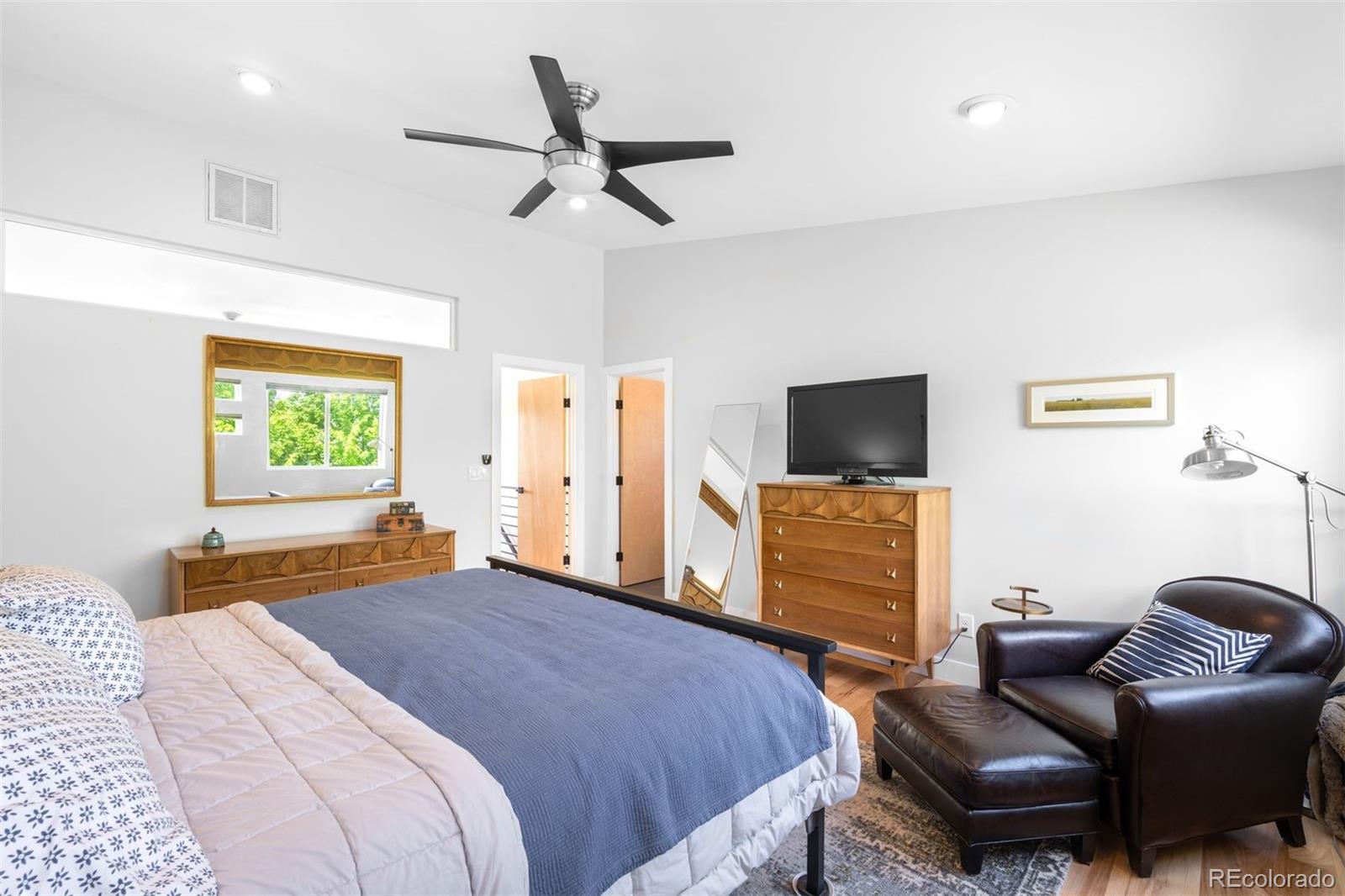 2669 N Cherry Street