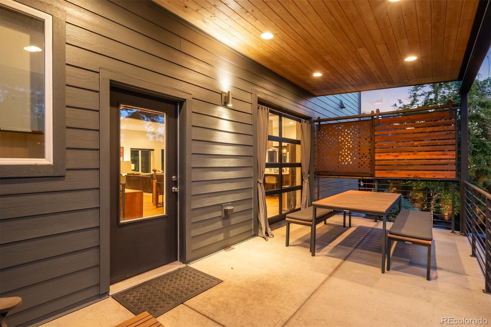 2669 N Cherry Street