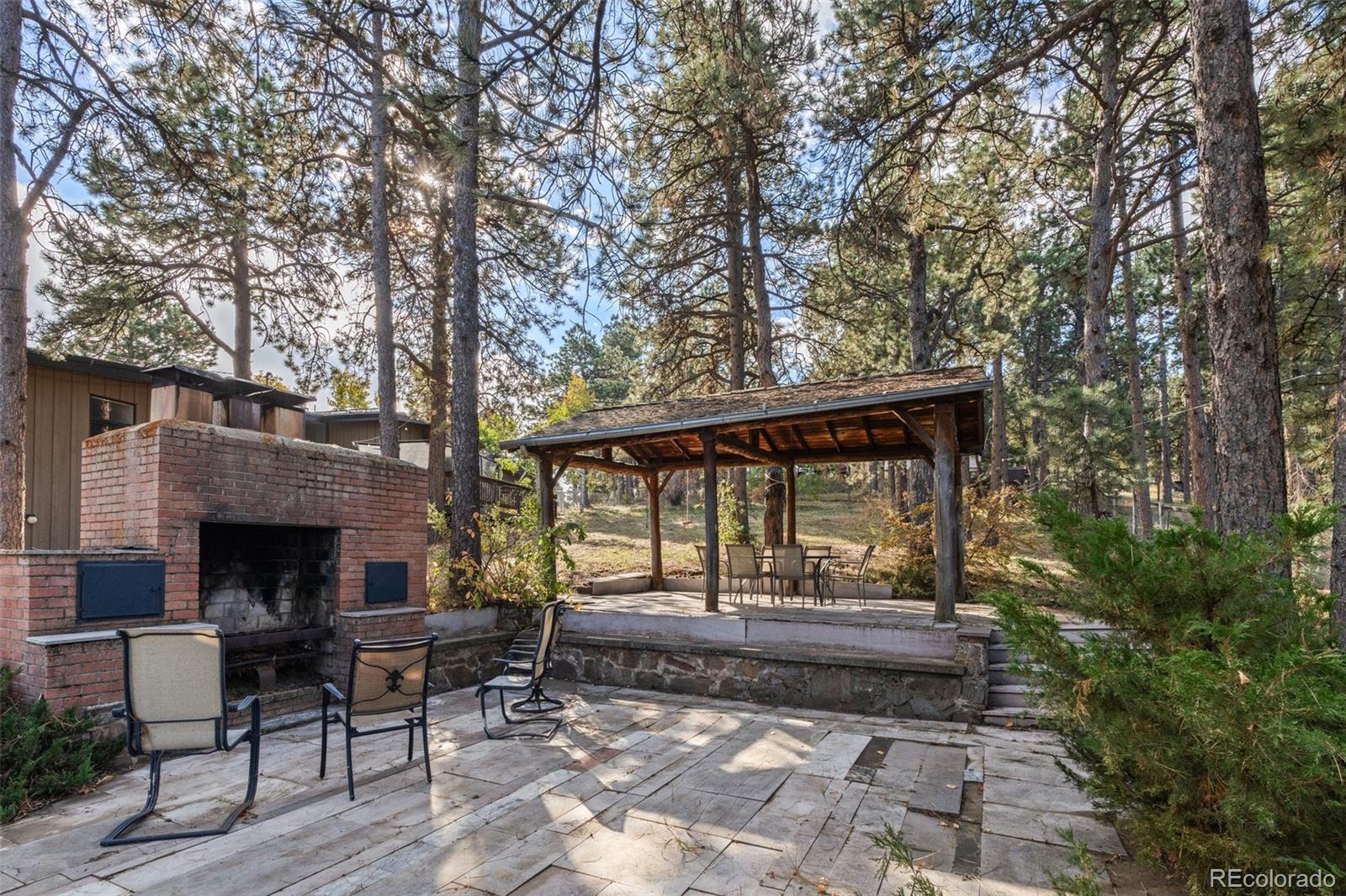 475 Colorow Road