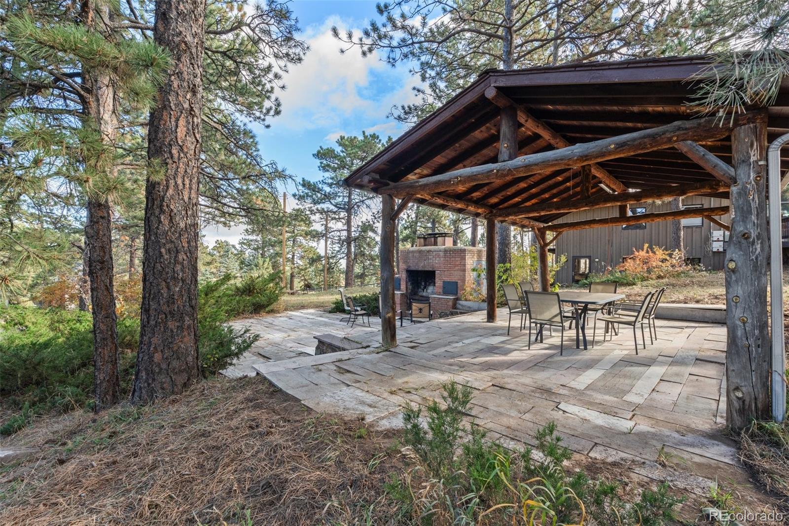475 Colorow Road