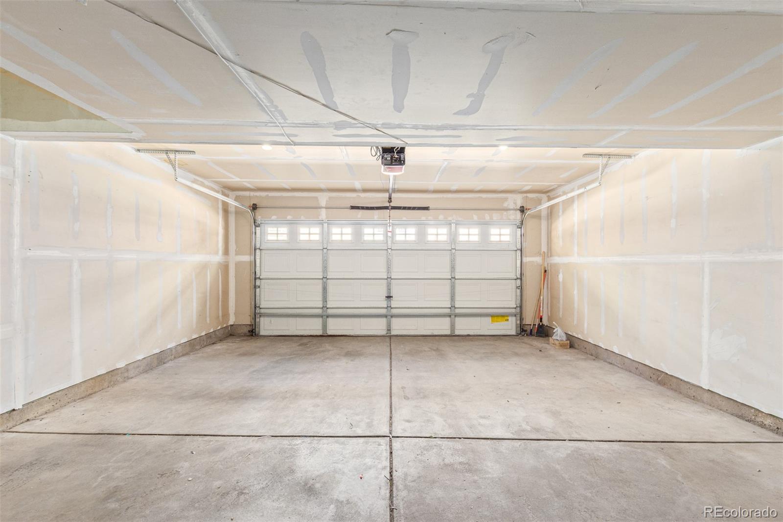 9109 Kornbrust Circle