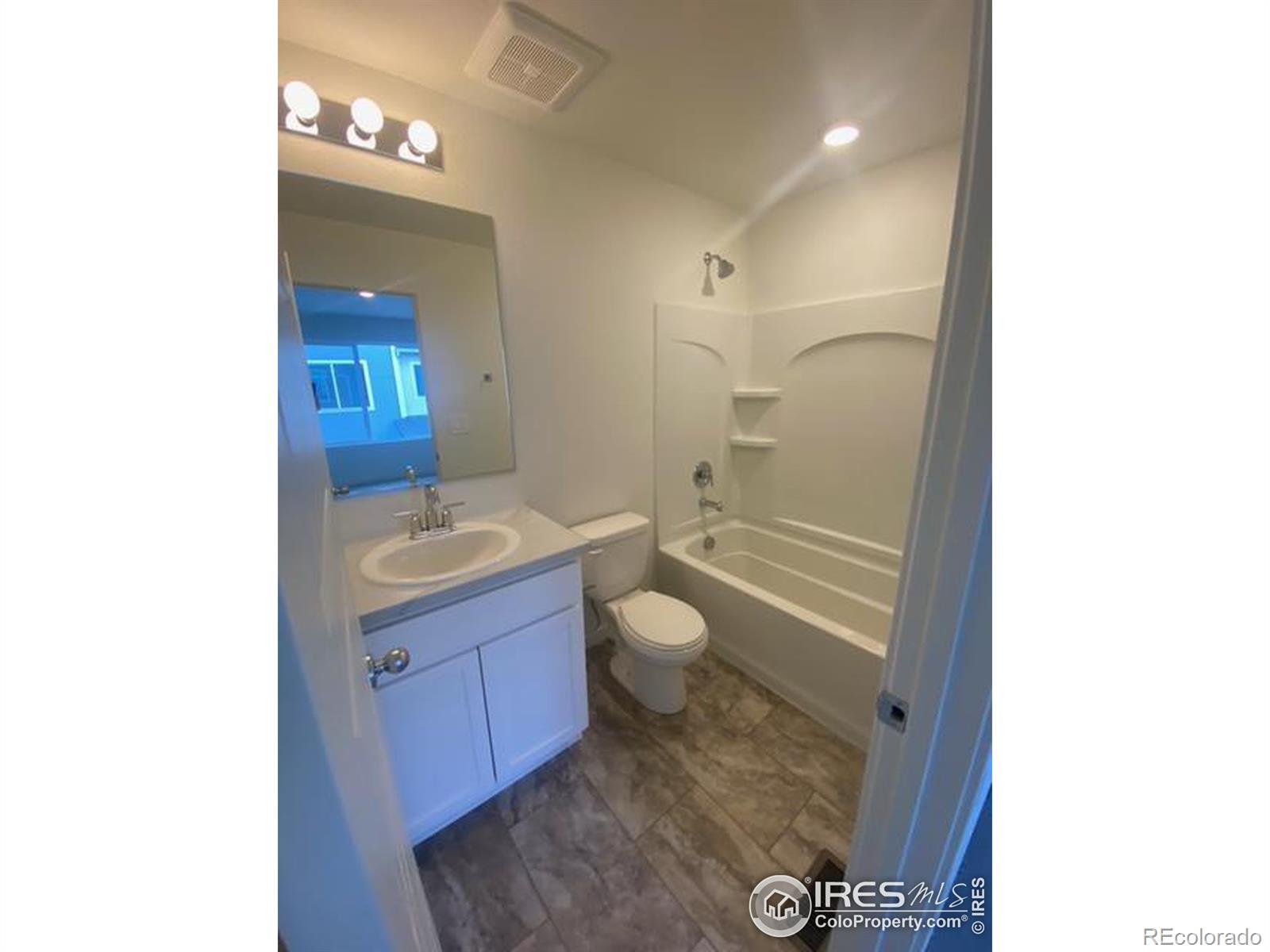 500 S Denver Avenue Unit: 14B