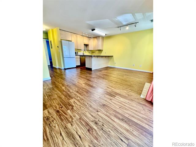 225 E 8th Avenue Unit: D-14