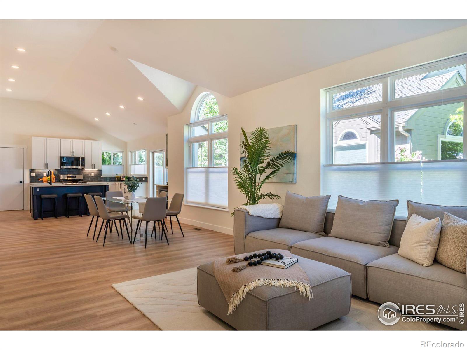 102 Springs Cove