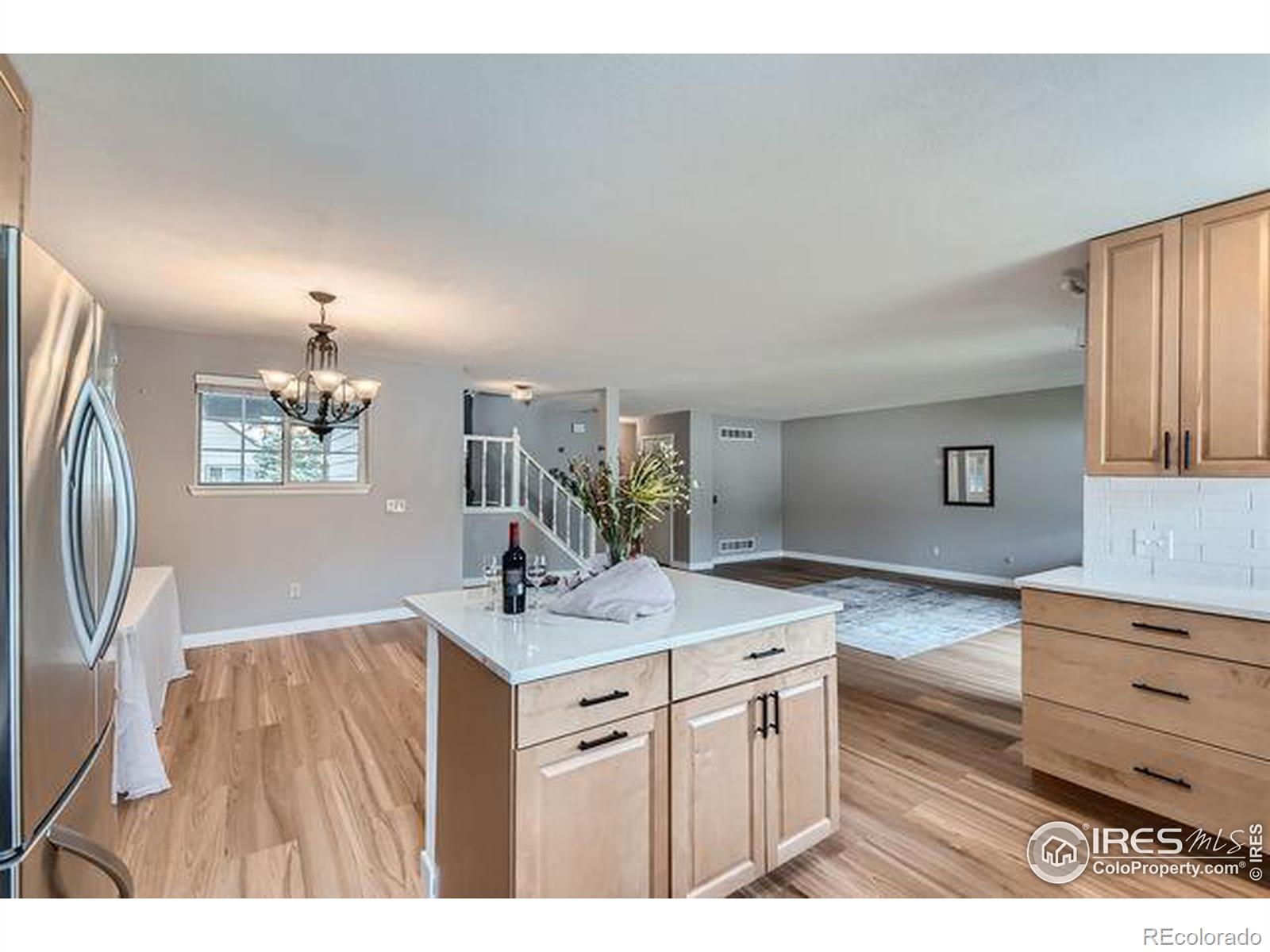 10407 Red Mountain W