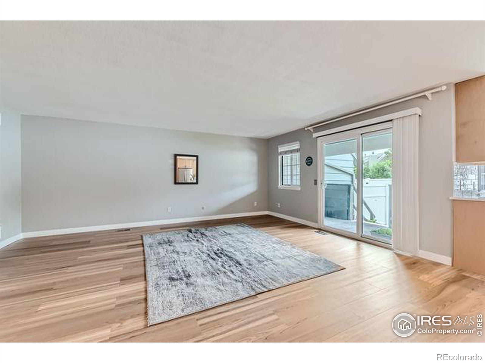 10407 Red Mountain W