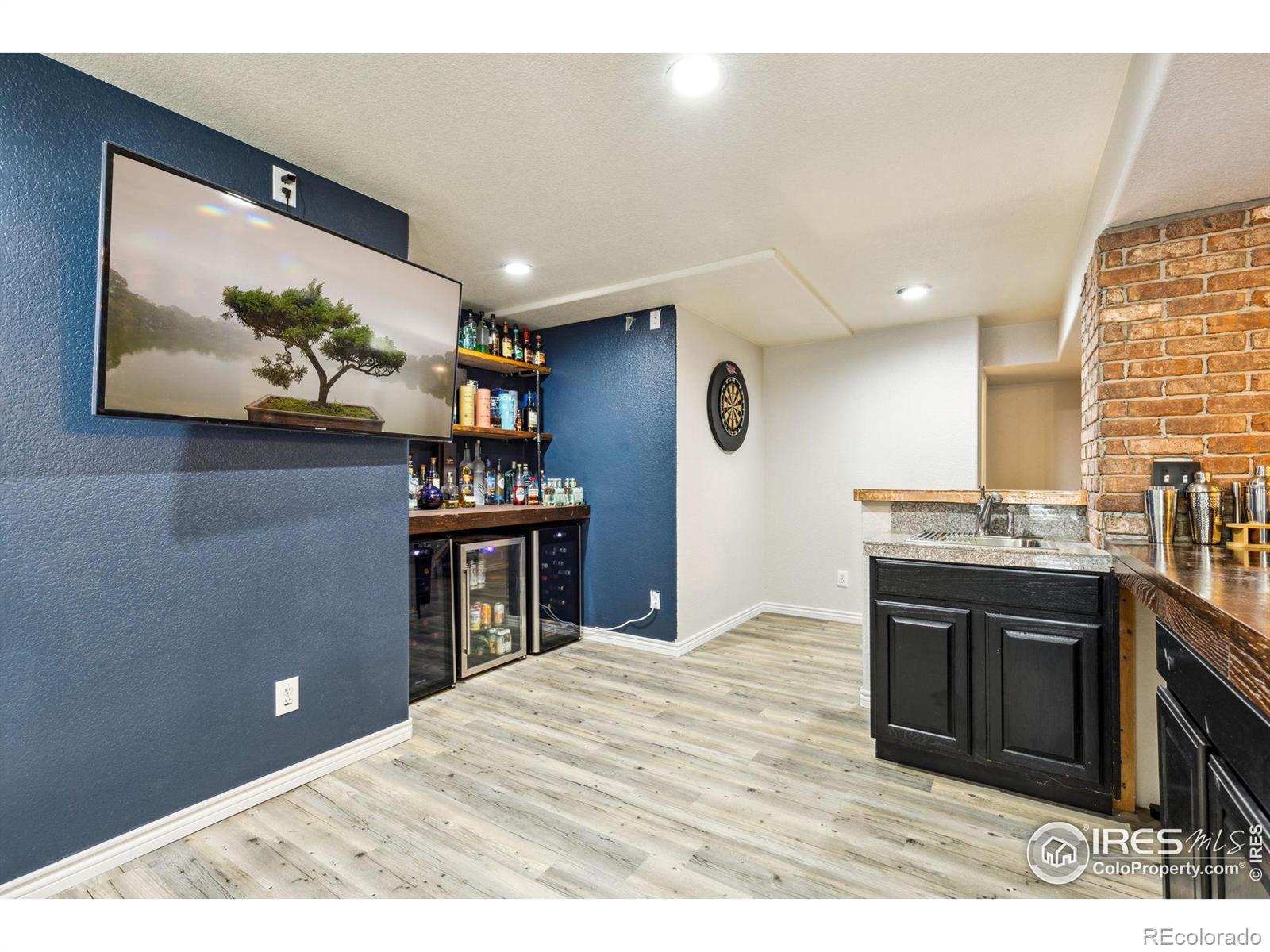 860 Quintana Lane