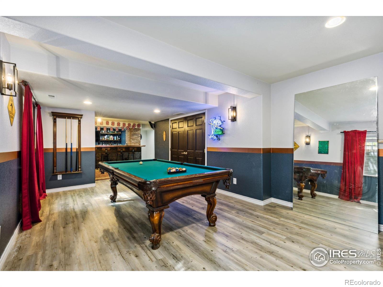 860 Quintana Lane