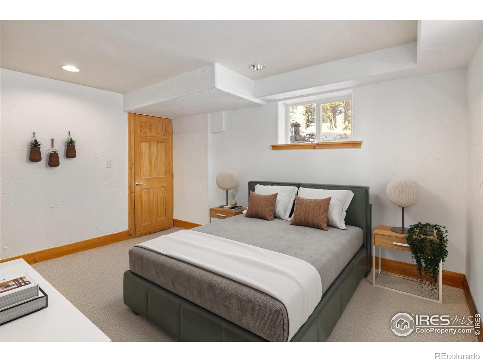 246 Rudi Lane W