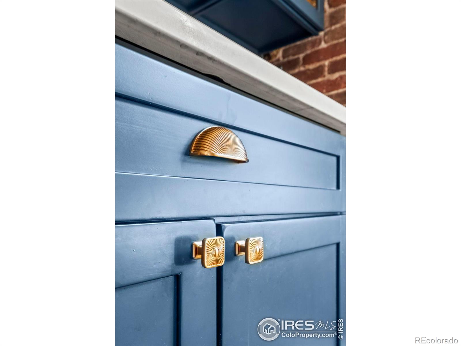 1056 S Pennsylvania Street