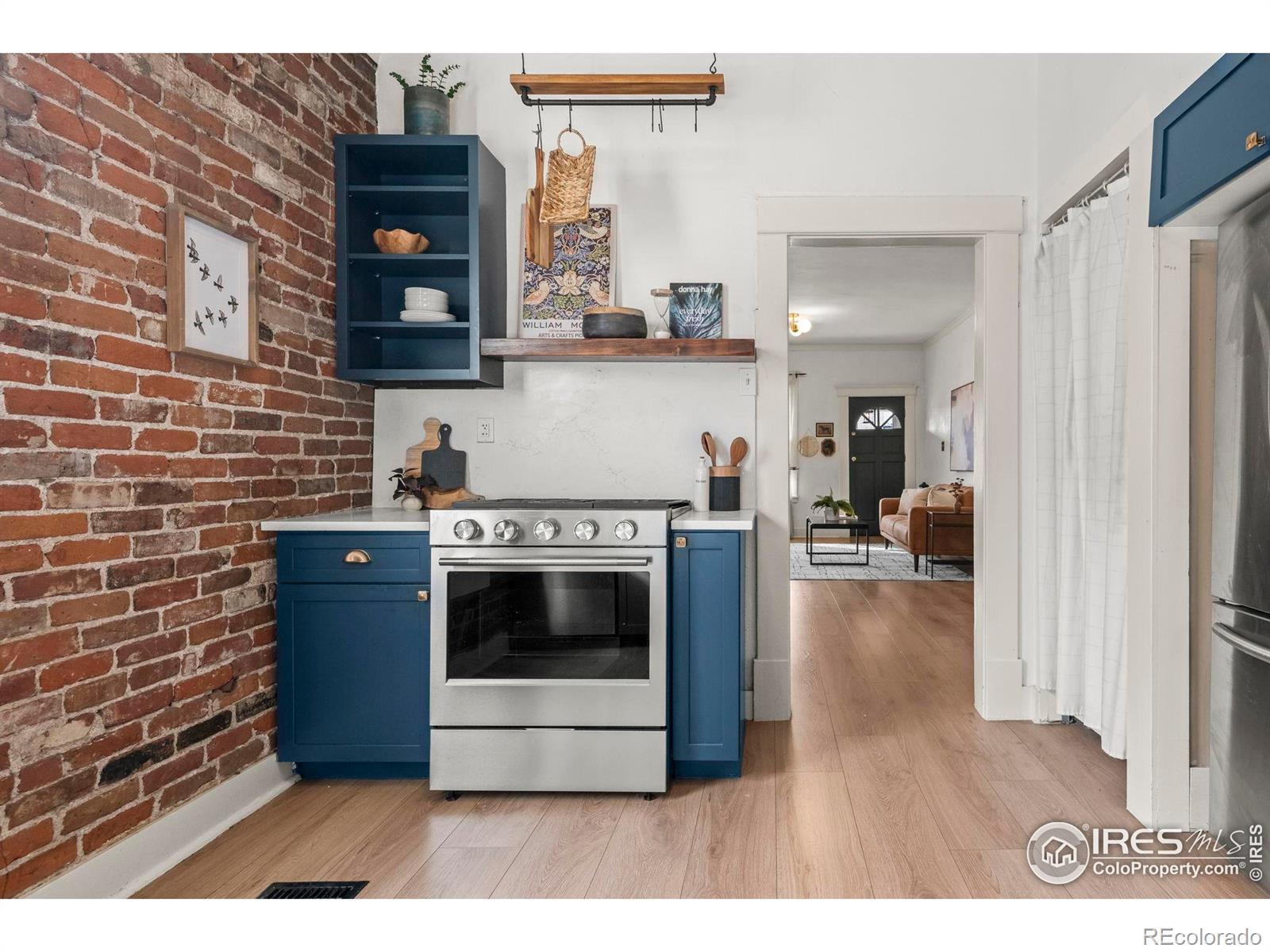 1056 S Pennsylvania Street