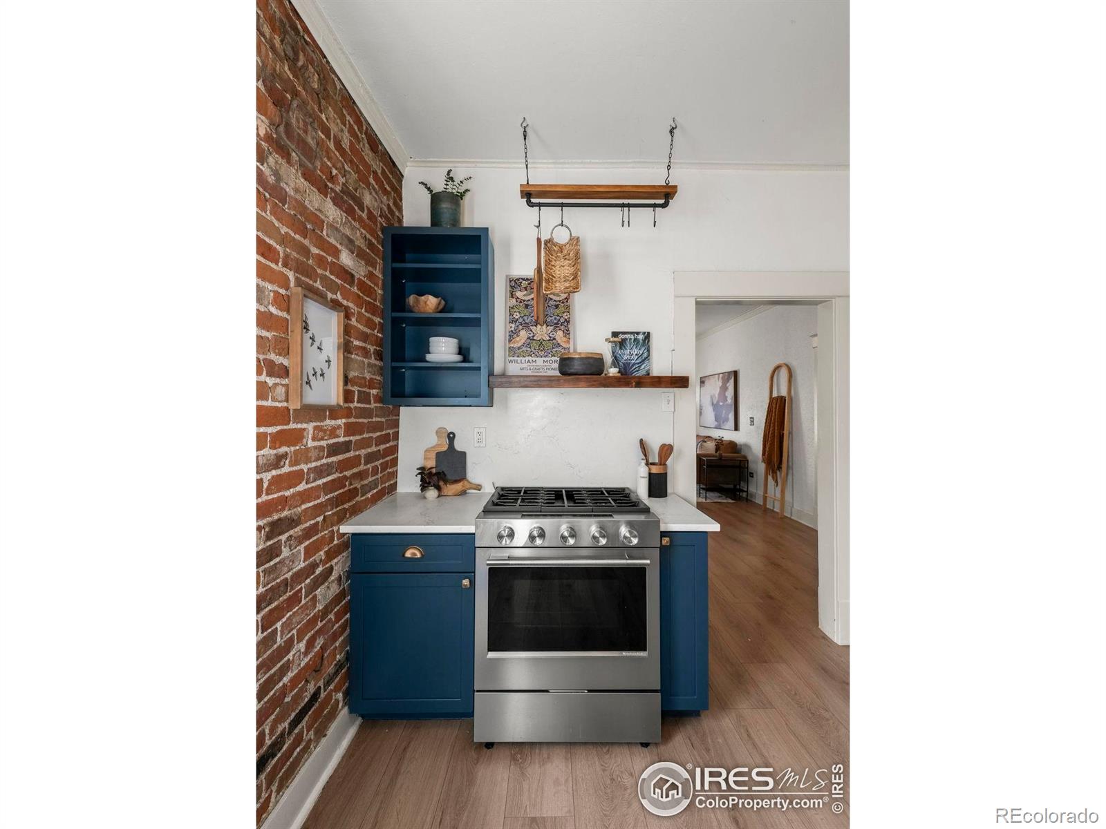 1056 S Pennsylvania Street