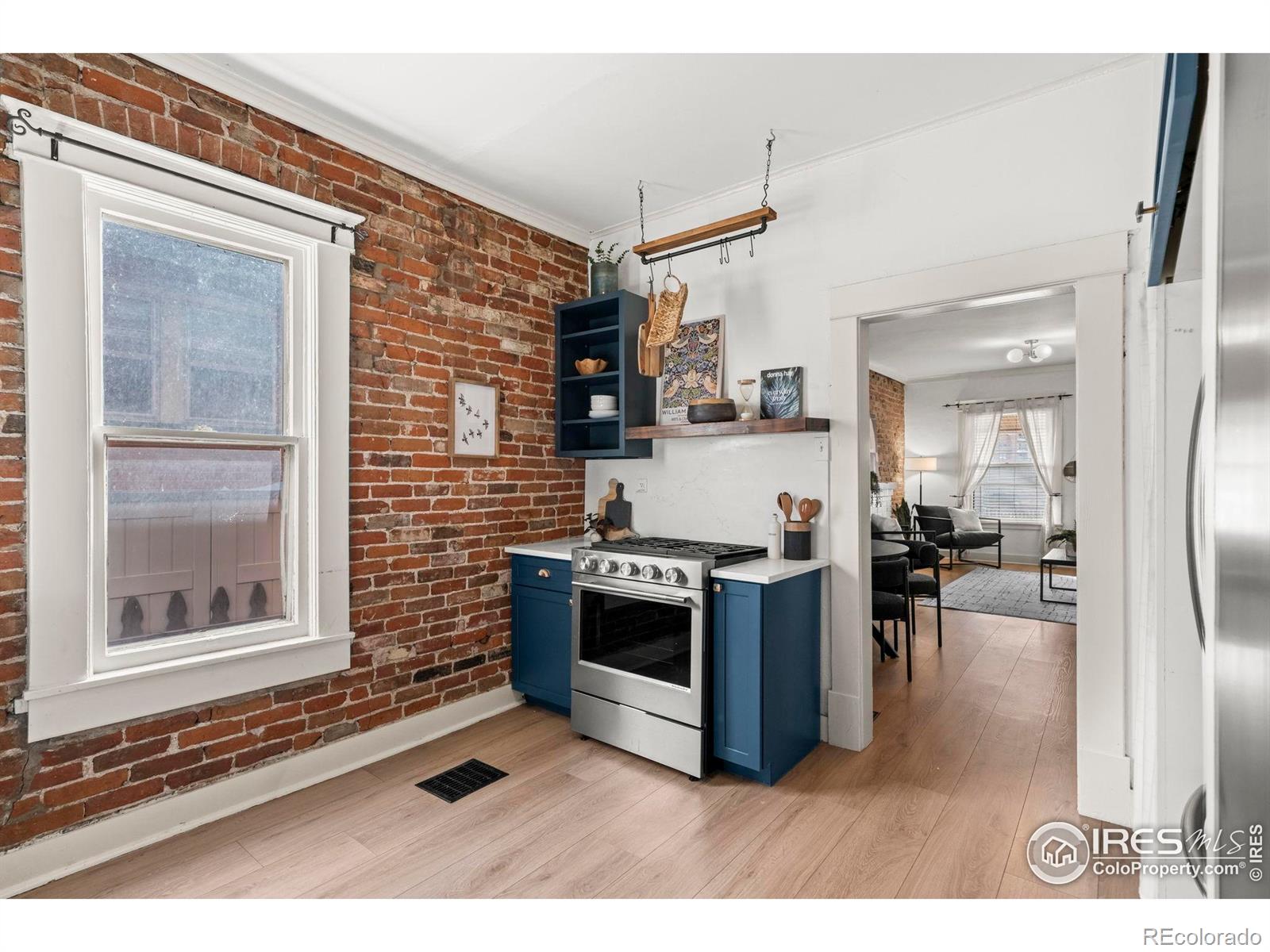 1056 S Pennsylvania Street