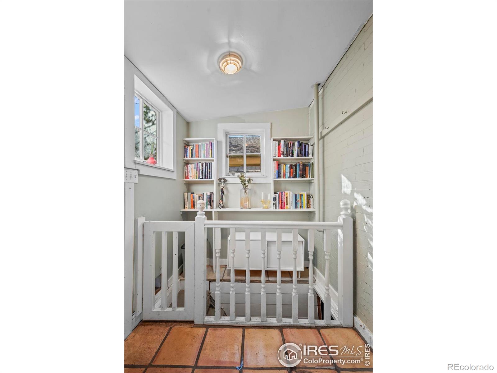 1056 S Pennsylvania Street