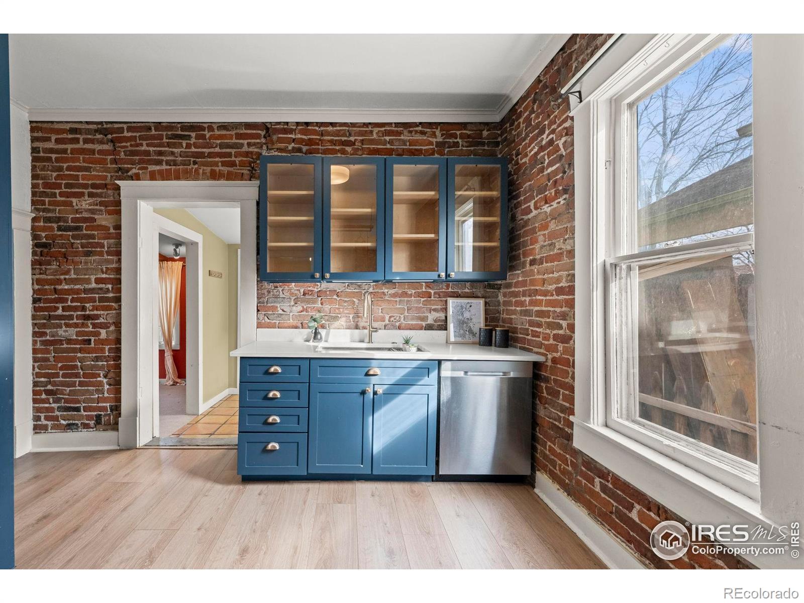 1056 S Pennsylvania Street