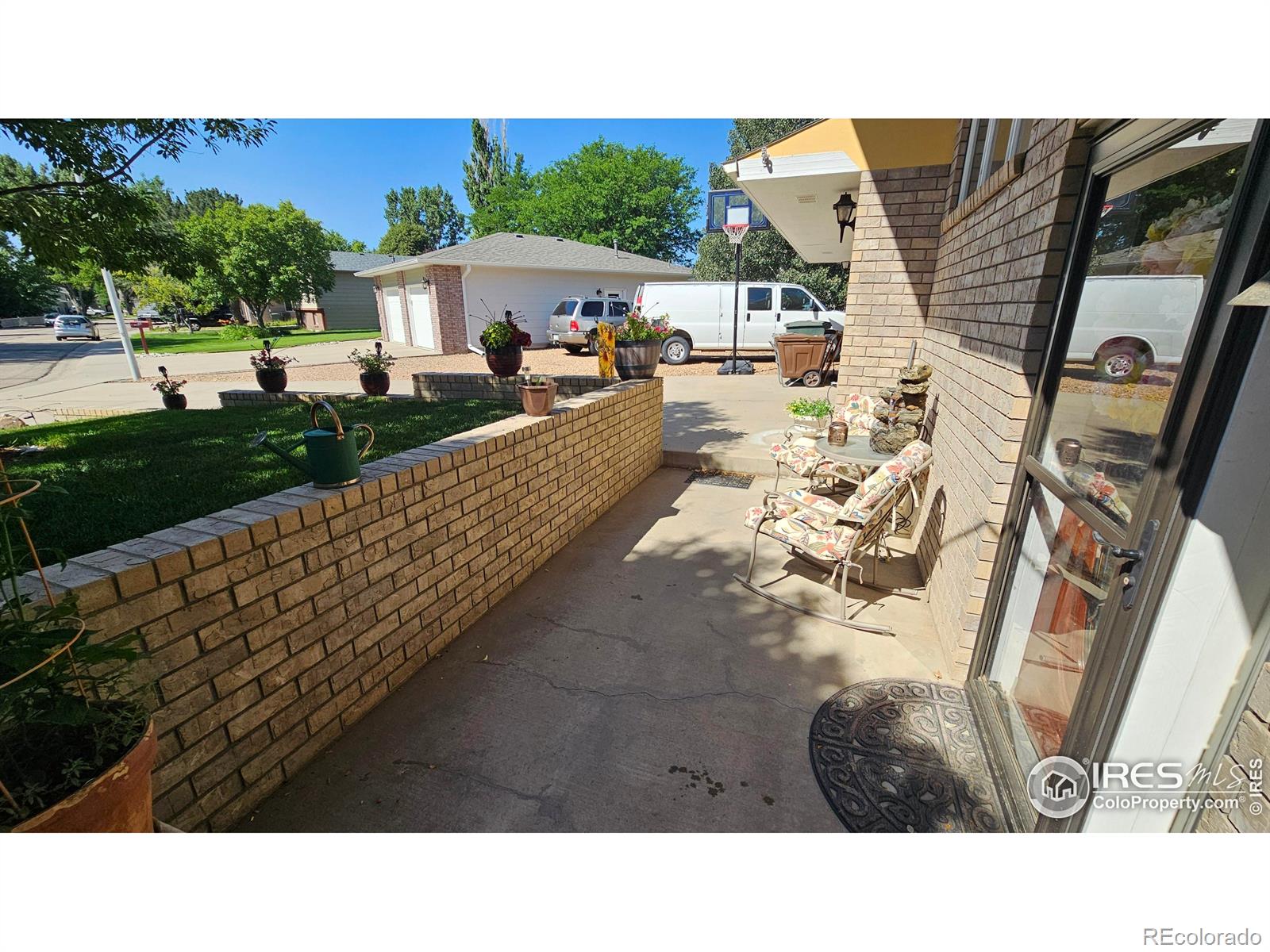 420 Applewood Street