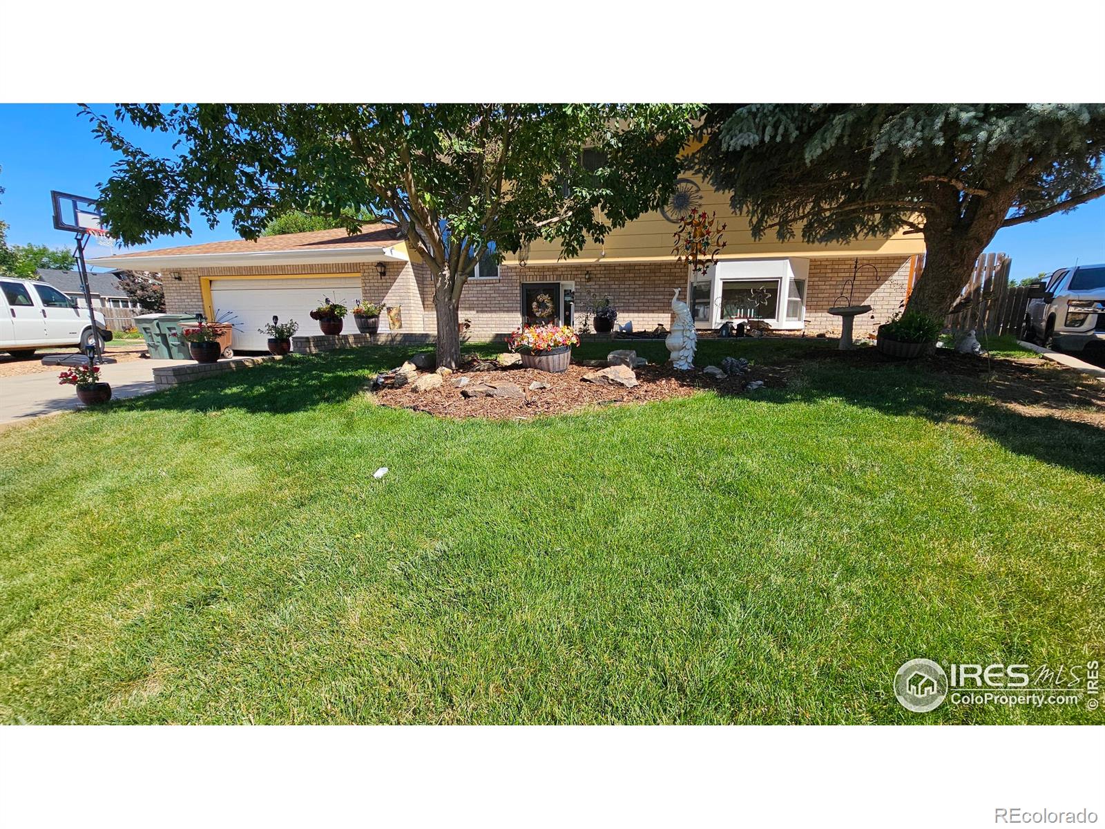 420 Applewood Street