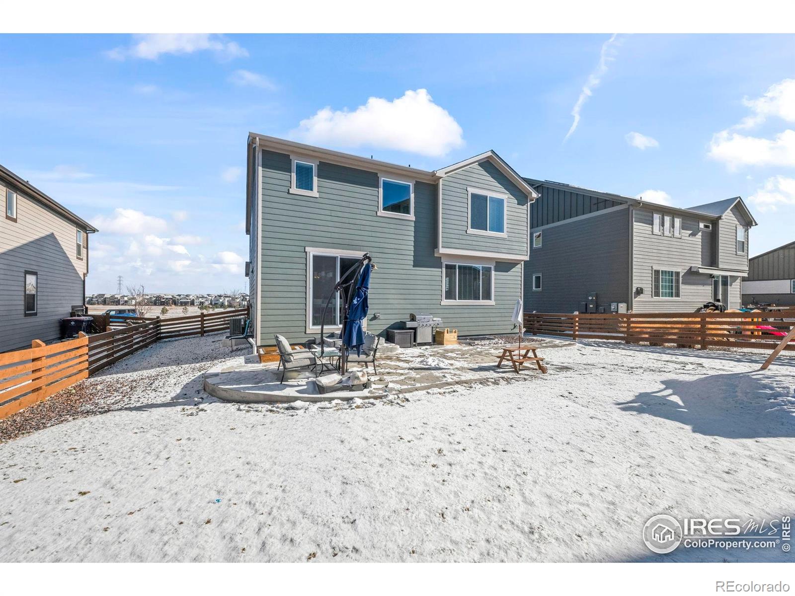 652 Pinecliff Drive