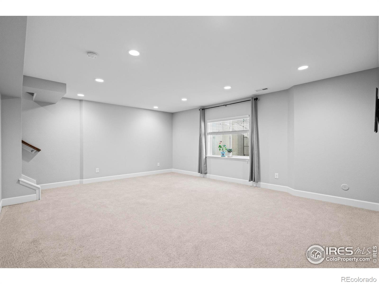 652 Pinecliff Drive