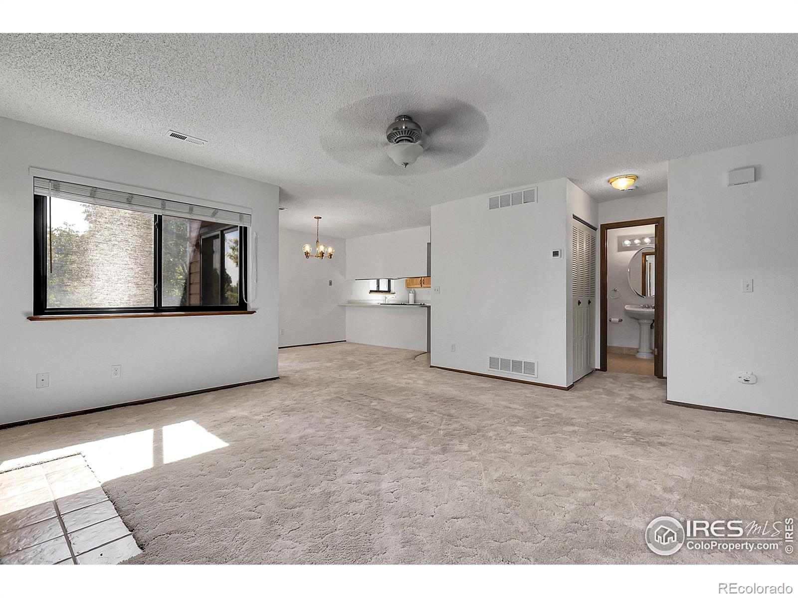 9438 W 89th Circle
