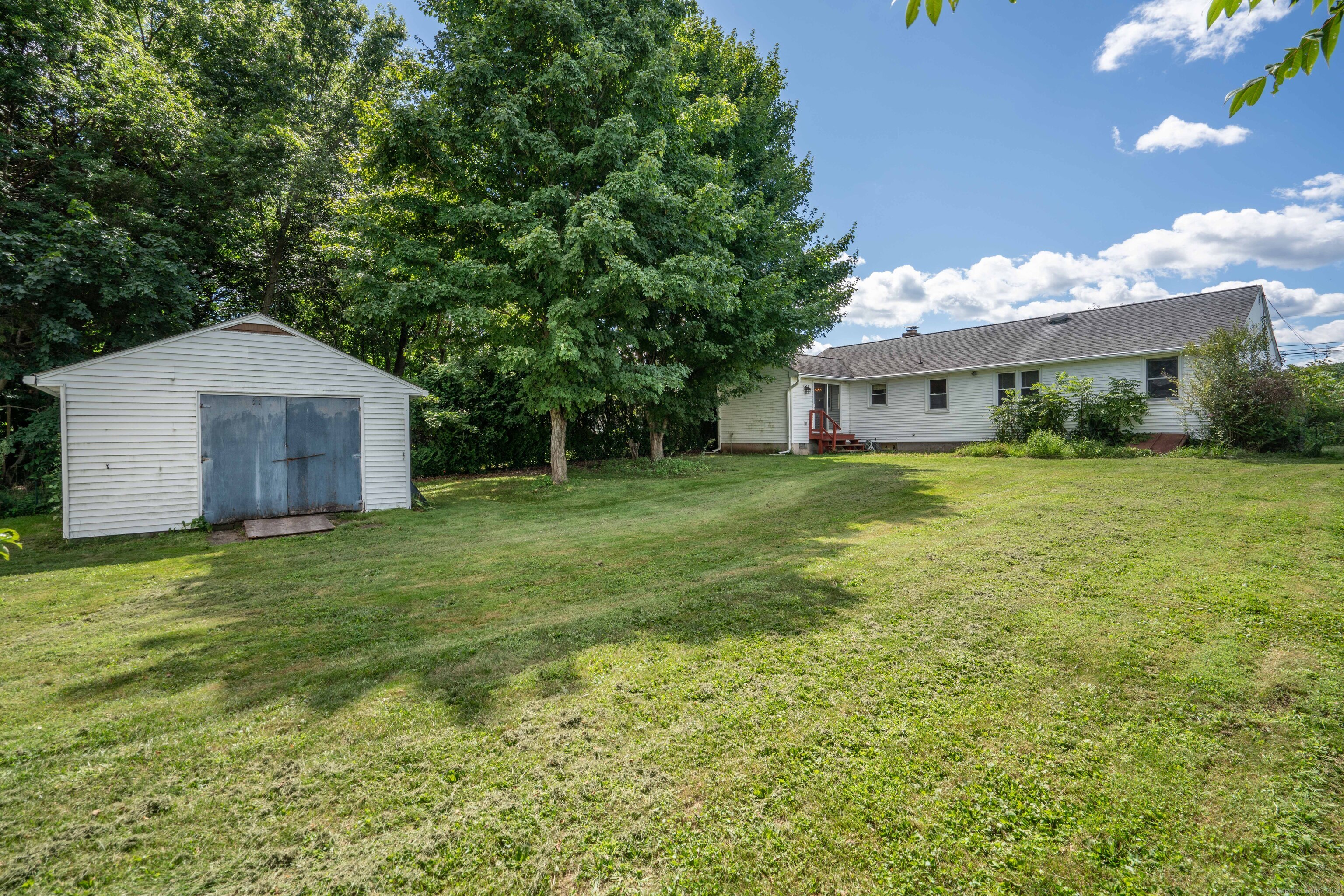 40 Sterling Drive