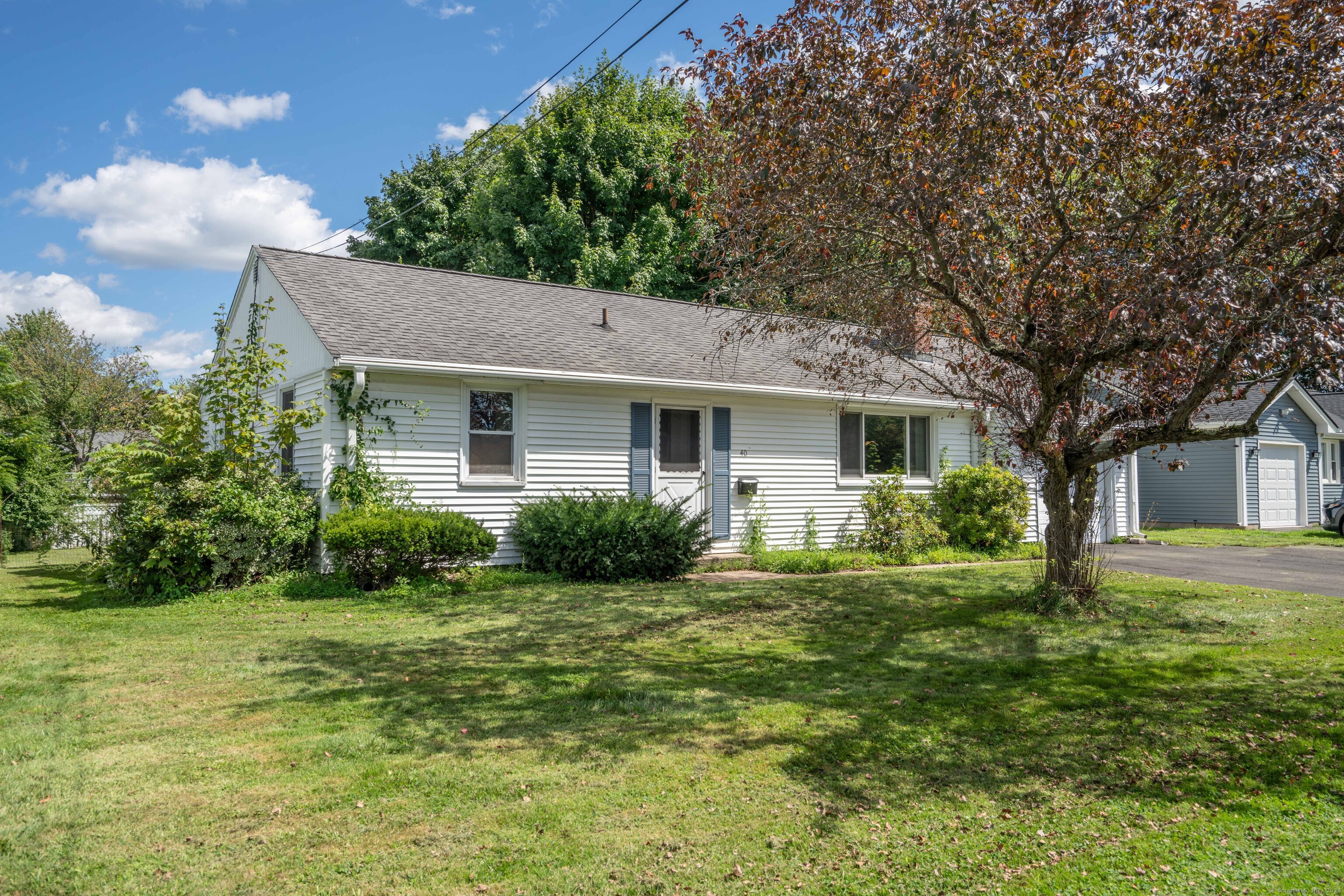 40 Sterling Drive