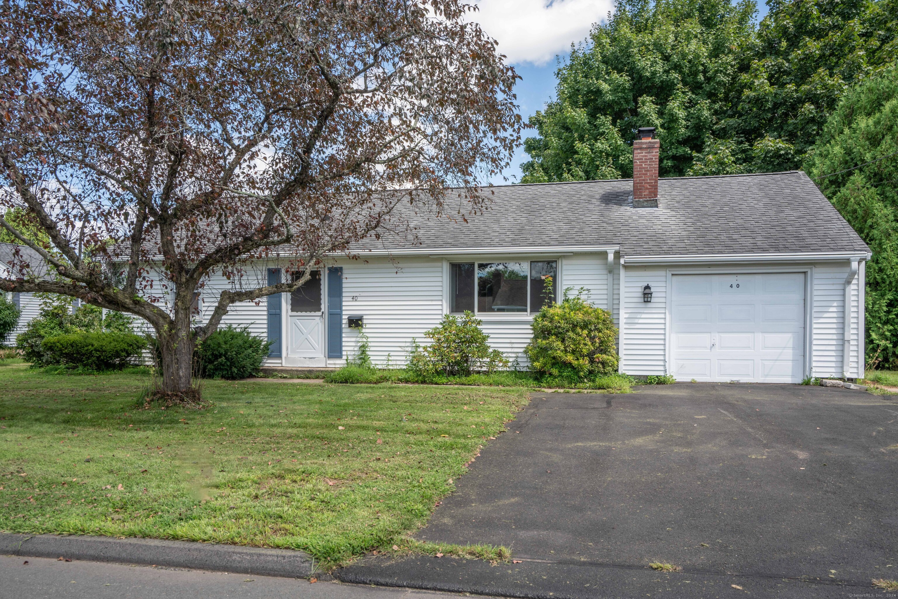 40 Sterling Drive