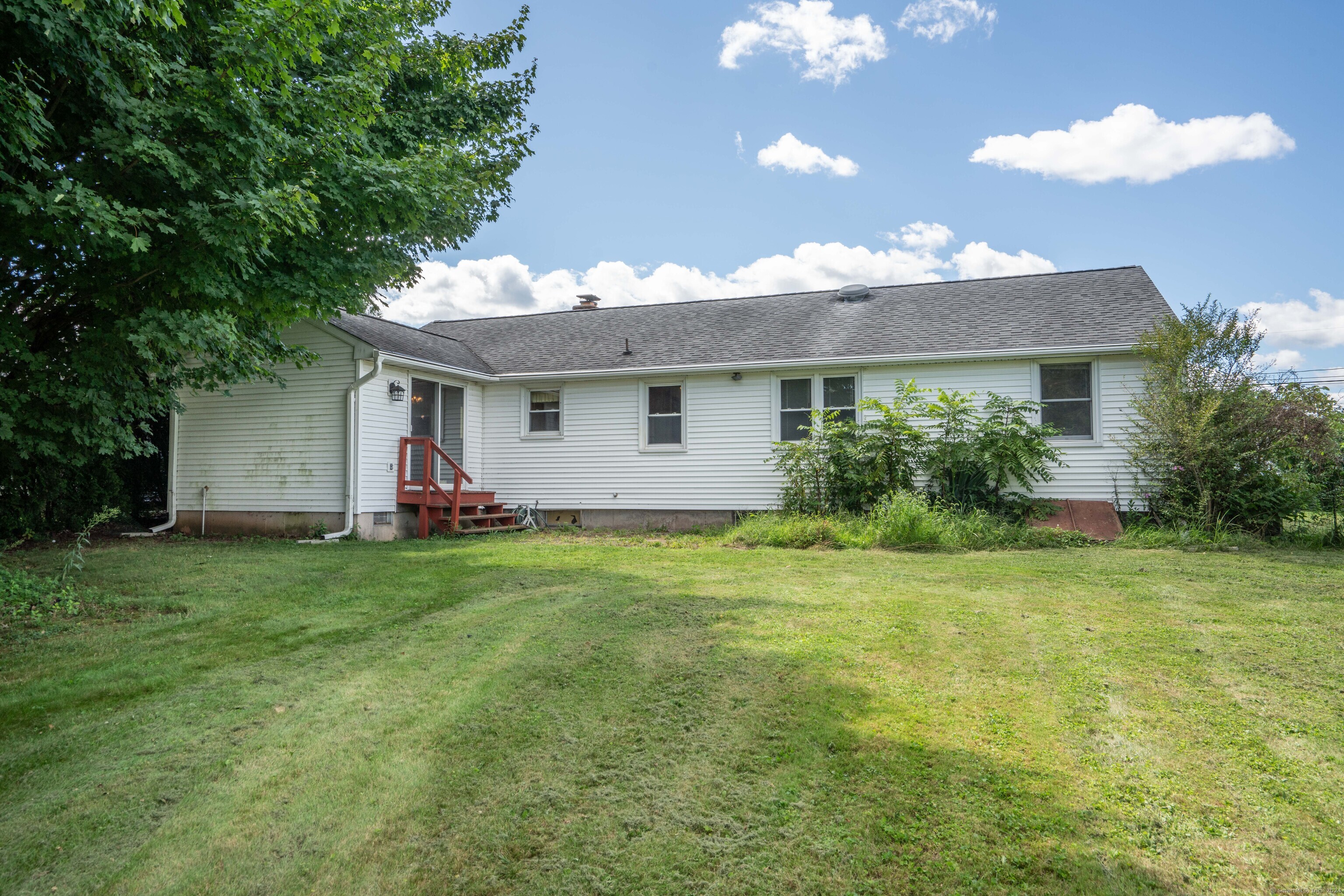 40 Sterling Drive