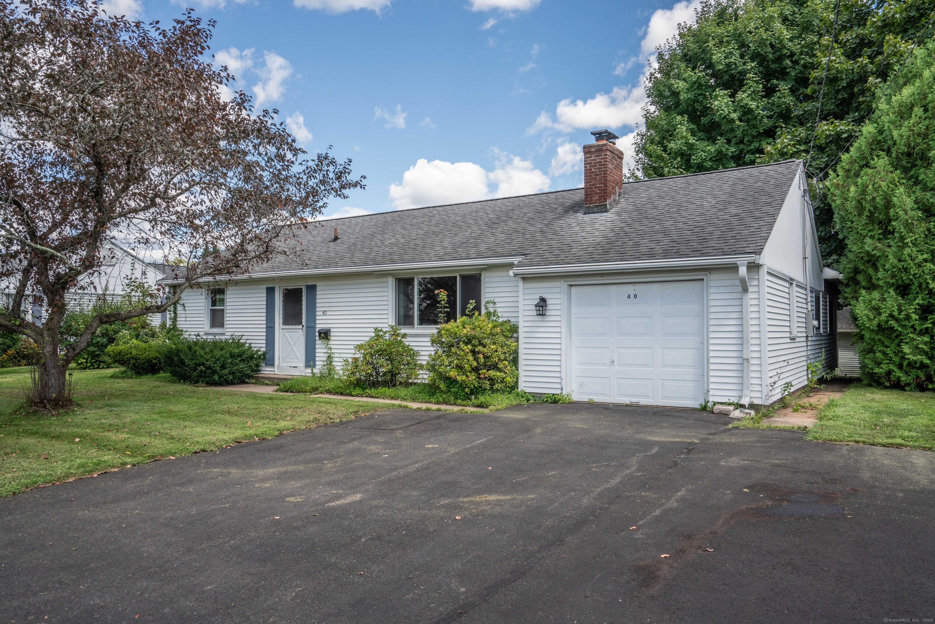 40 Sterling Drive