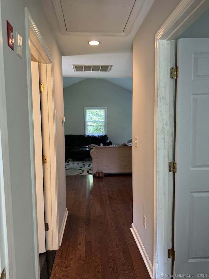 6 Manor Road