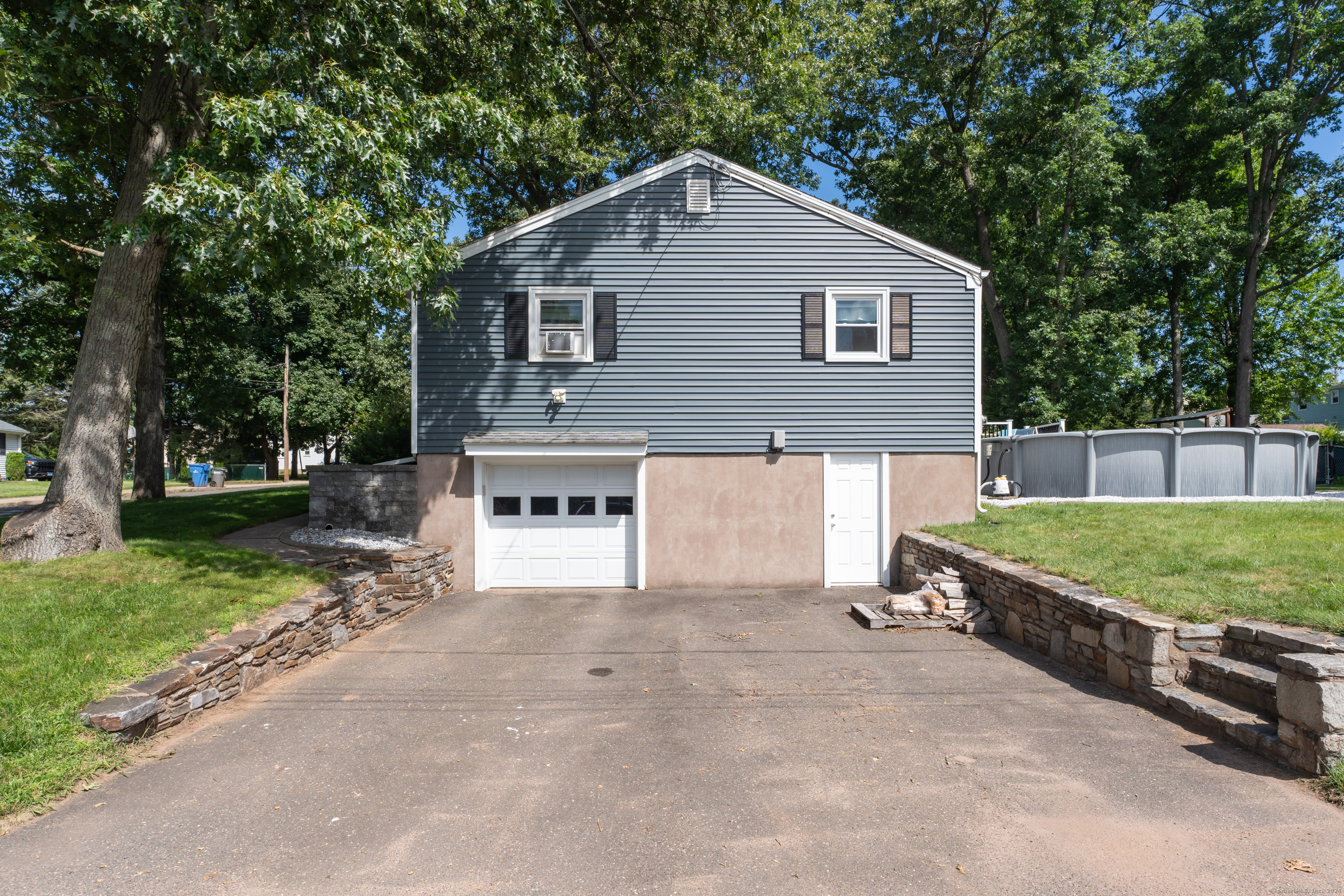 55 Grant Road