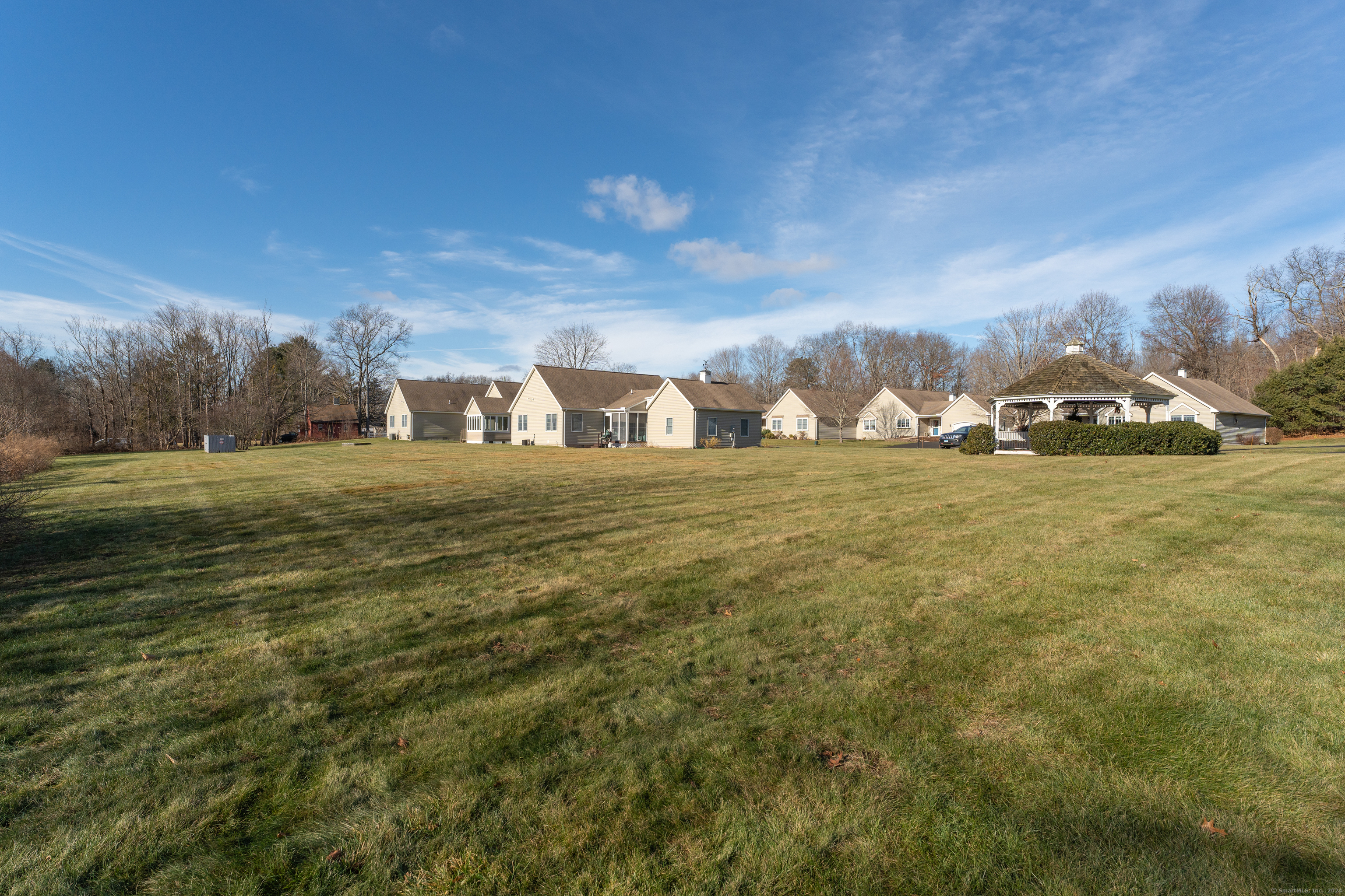 11 Hamlet Manor Lane 11